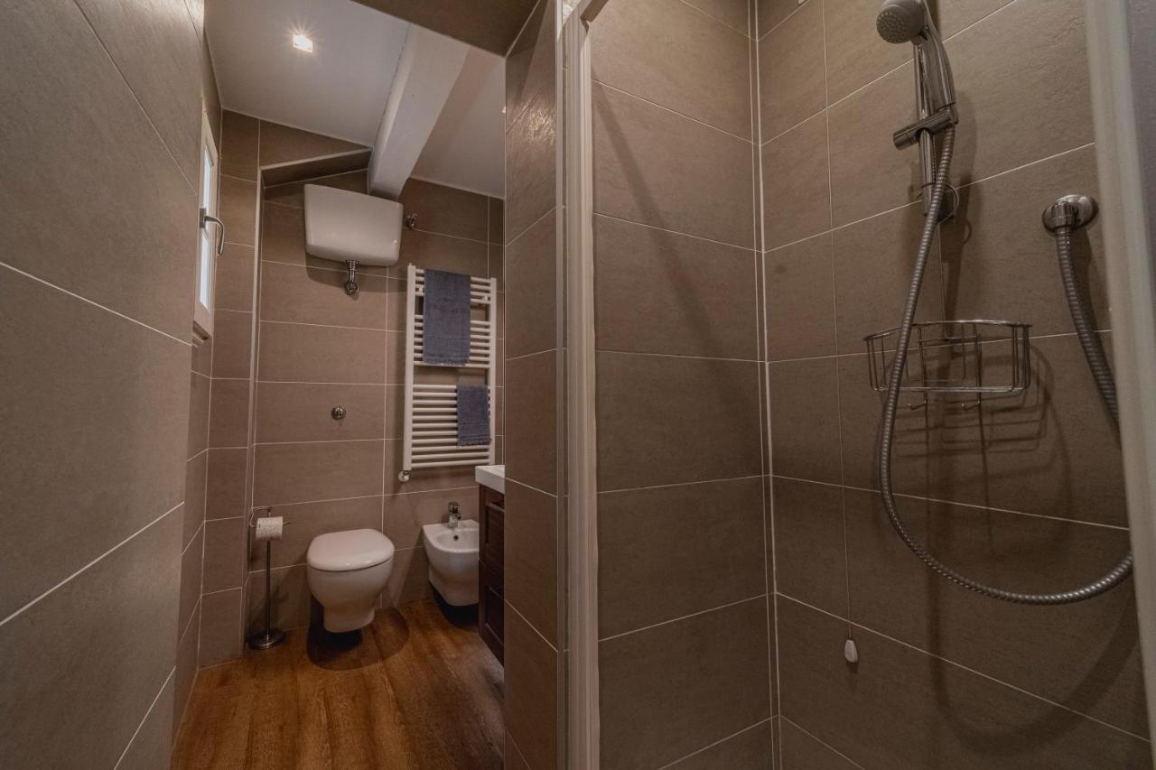 32 Nero - Florence Apartment San Niccolo Bagian luar foto
