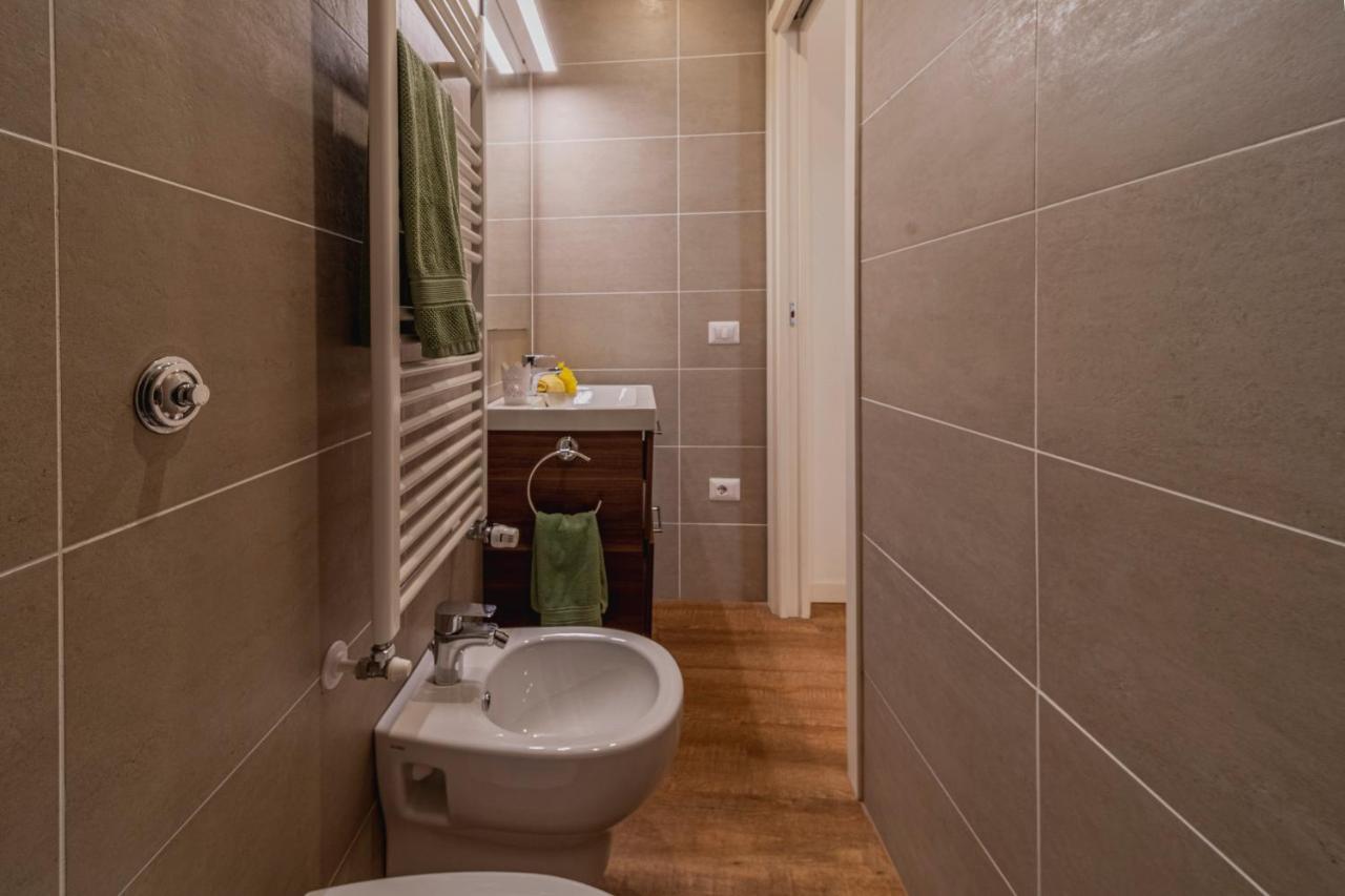 32 Nero - Florence Apartment San Niccolo Bagian luar foto