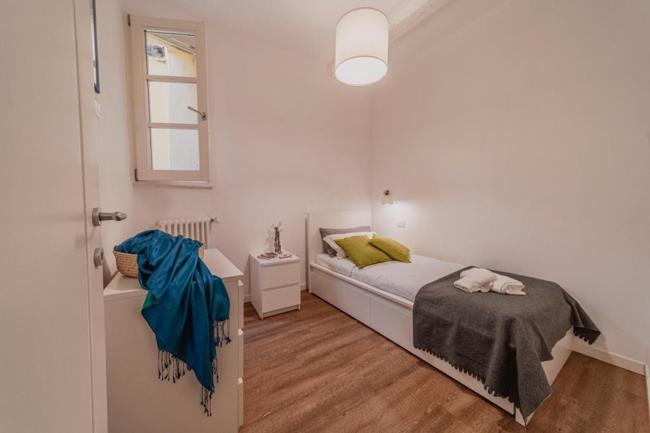 32 Nero - Florence Apartment San Niccolo Bagian luar foto